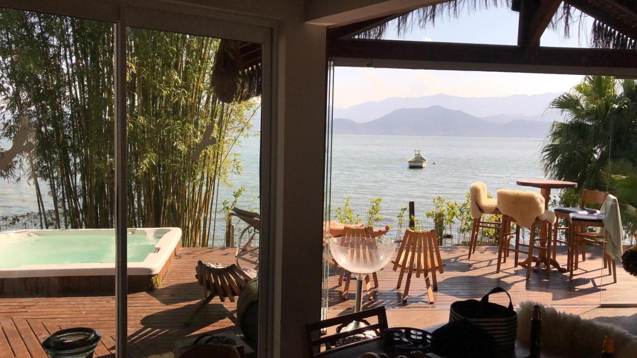 Paraíso Frente Ao Mar Sul Da Ilha